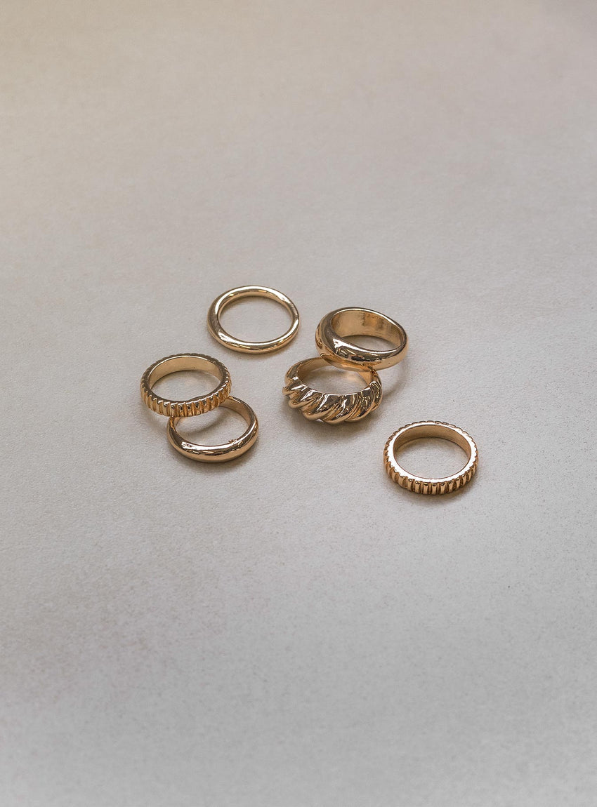 Stables Ring Pack Gold